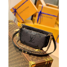 LOUIS VUITTON-M80399 루이비통 블랙 모노그램 앙프렝뜨 멀티 포쉐트 악세수아