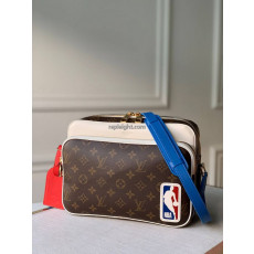 LOUIS VUITTON-M85143 루이비통 X NBA NIL Messenger Bag