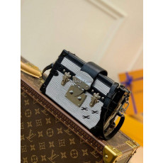 LOUIS VUITTON-M55309 루이비통 실버 쁘띠드 말