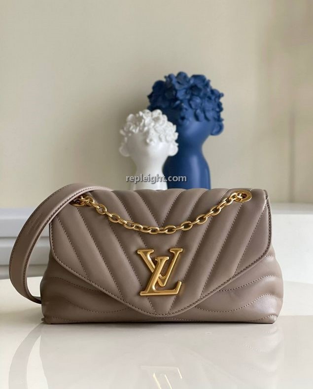 LOUIS VUITTON-M58550 루이비통 토프 LV 뉴 웨이브 체인 백