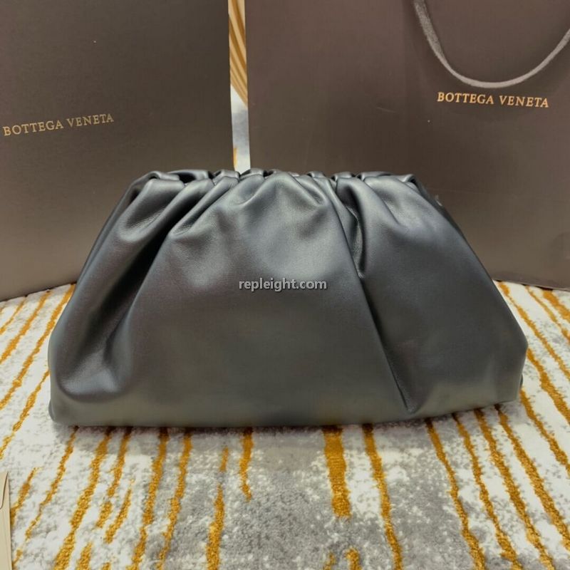 BOTTEGA VENETA-576227 보테가 베네타 블랙 버터 카프스킨 파우치