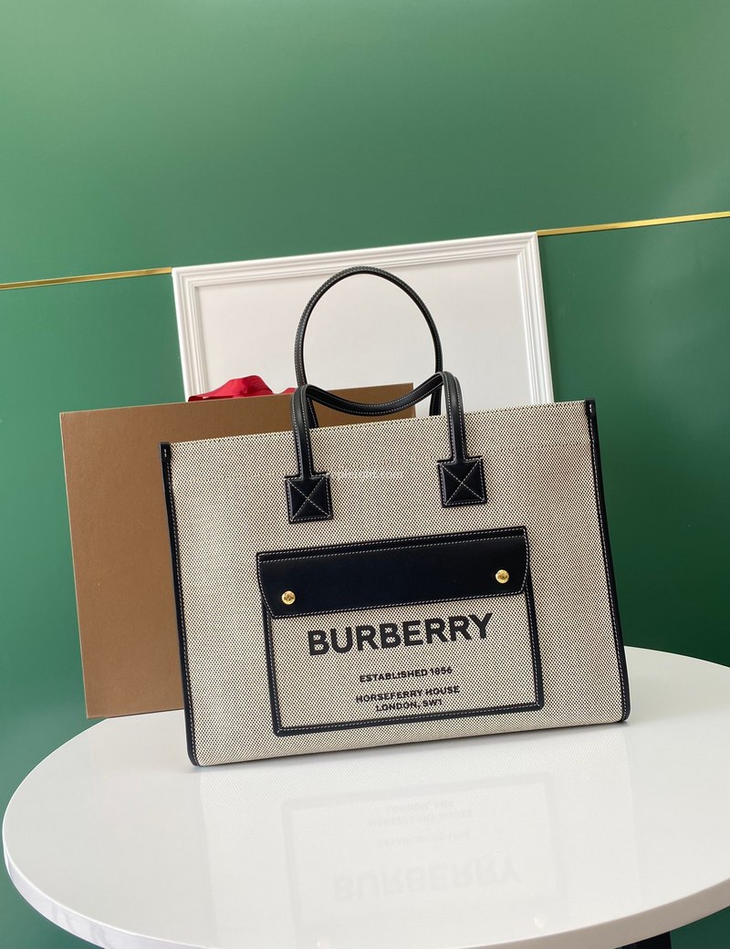 BURBERRY-80441421 버버리 블랙 미니 투톤 캔버스 레더 프레야 백