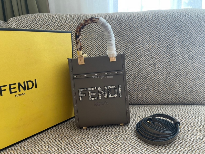 FENDI-8BS051 펜디 그레이 엘라프 미니 선샤인 쇼퍼 백