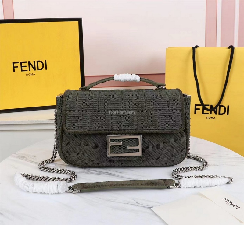 FENDI-8BR793 펜디 그린 더블 F 미디 바게트 체인