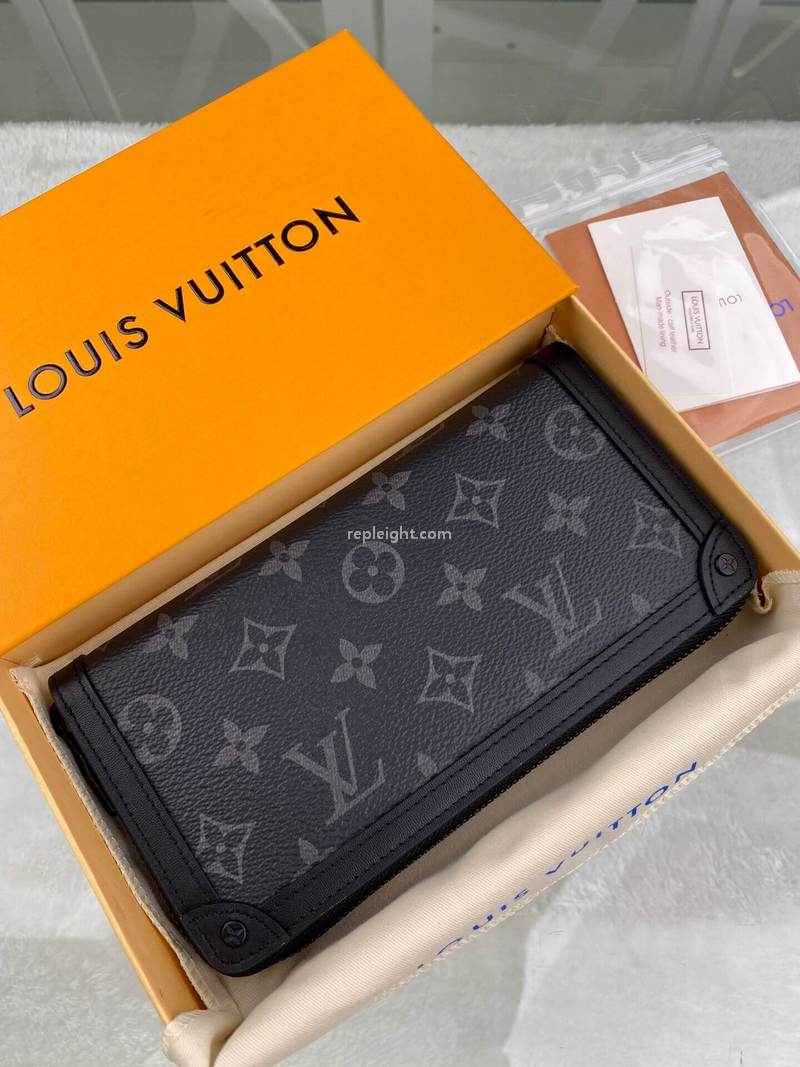 LOUIS VUITTON-M80558 루이비통 블랙 모노그램 이클립스 지피 월릿 트렁크