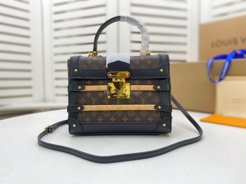 LOUIS VUITTON-M45908 루이비통 모노그램 트라이아논 PM