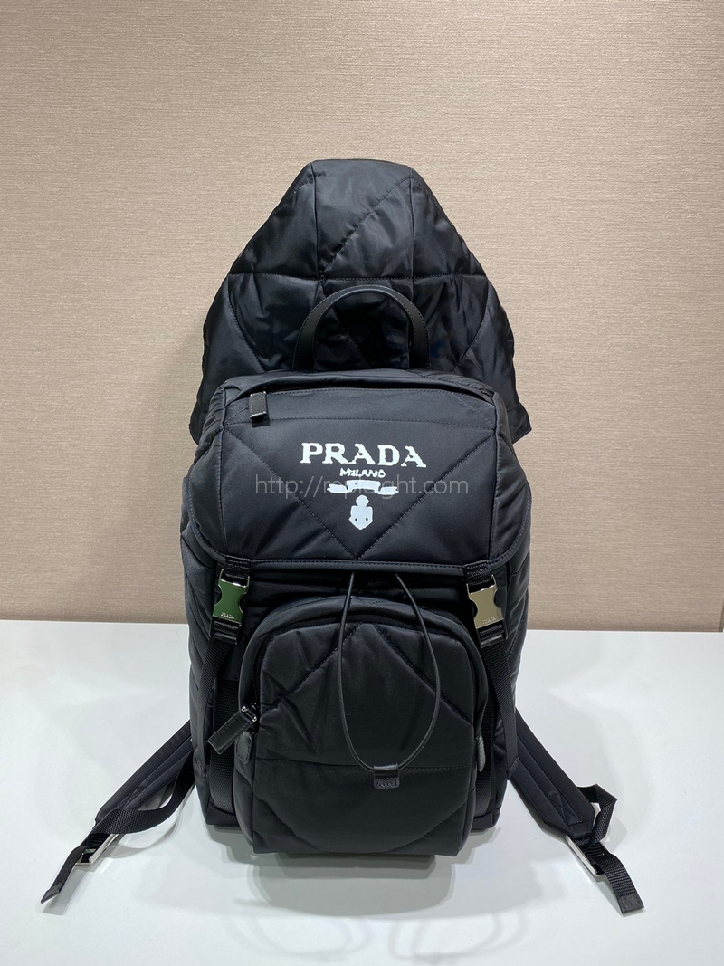 PRADA- 2VZ135 프라다 남성 후드 리나일론 패딩 백팩