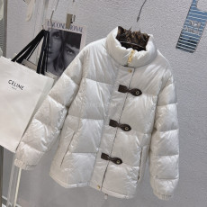 LOUIS VUITTON - 루이비통 1AAAWS MONOGRAM ACCENT PILLOW PUFFER JACKET(여성)