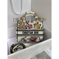 DIOR-LADY D-LITE 미디엄 백 M0565ORZB_M884