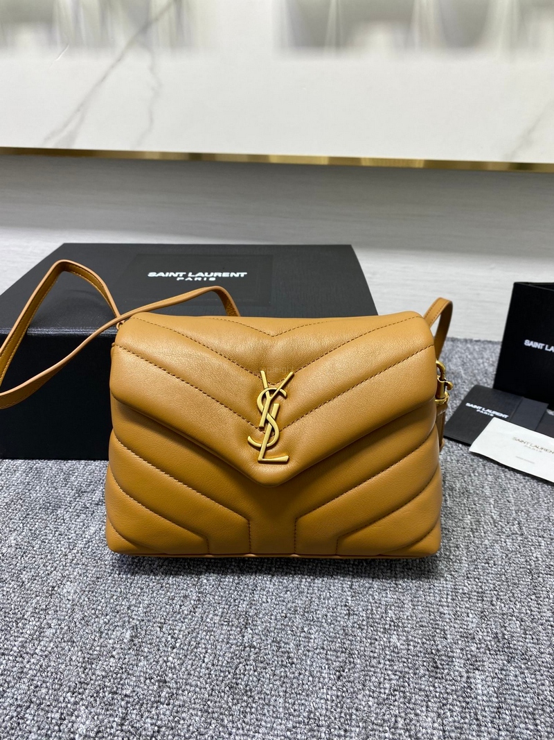 YSL-678401DV7072516 마틀라세 