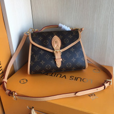 LOUIS VUITTON-M44919 아이비 백