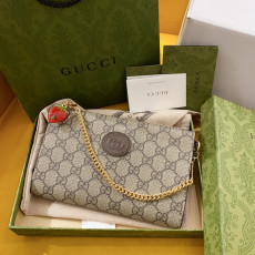 GUCCI-‎‎ 726250 UIQAG 9870 더블 G 스트로베리 손목 지갑