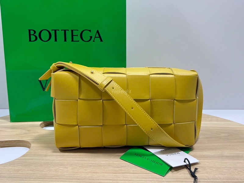 BOTTEGA VENETA-709360VMAY17344 Brick Cassette 카세트