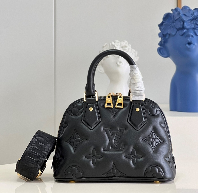 LOUIS VUITTON-M59793 루이비통 블랙 모노그램 퀄팅 알마 BB