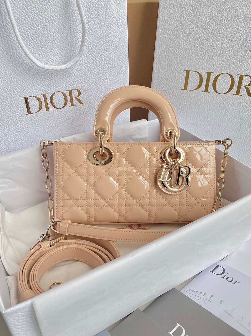 DIOR- M0613OWCB_M84P 스몰 레이디 디조이 백