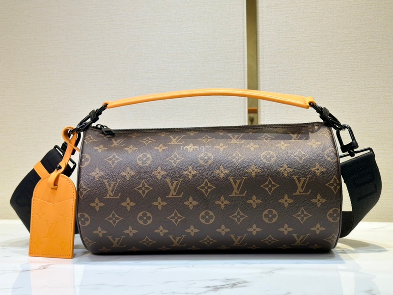 LOUIS VUITTON-M46691 소프트 폴로숑