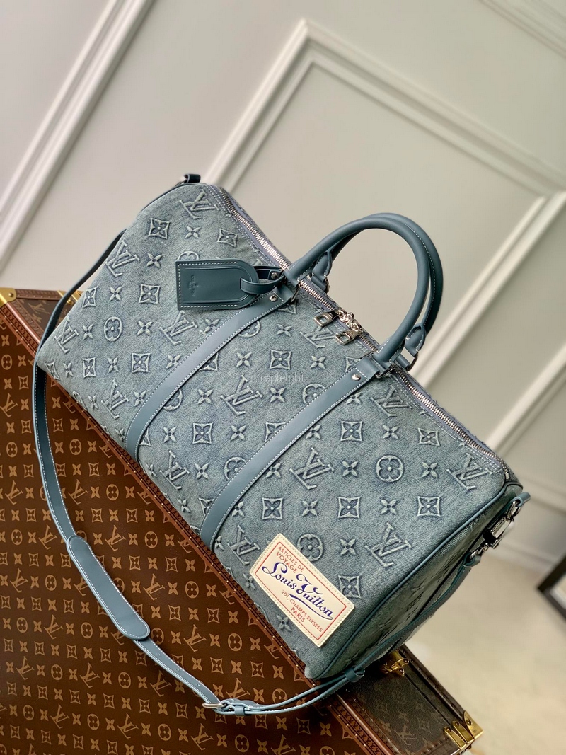 LOUIS VUITTON-M22532 키폴 반둘리에 50