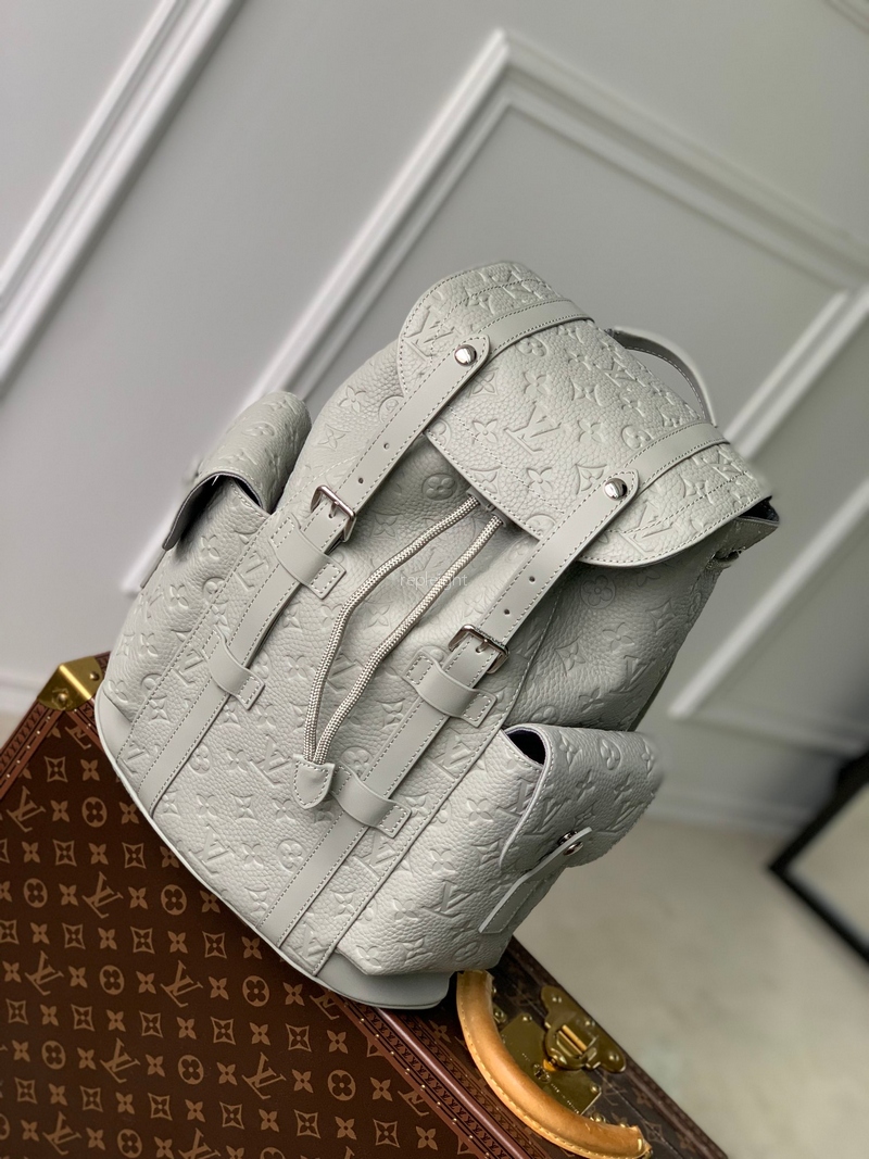 LOUIS VUITTON-M23146 크리스토퍼 PM