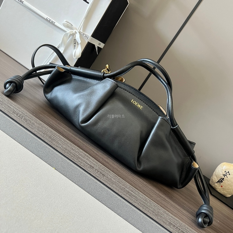 로에베 - LOEWE 0010824829 Paseo bag in shiny nappa calfskin