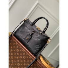 LOUIS VUITTON - 루이비통 M46488 트라이아논 PM