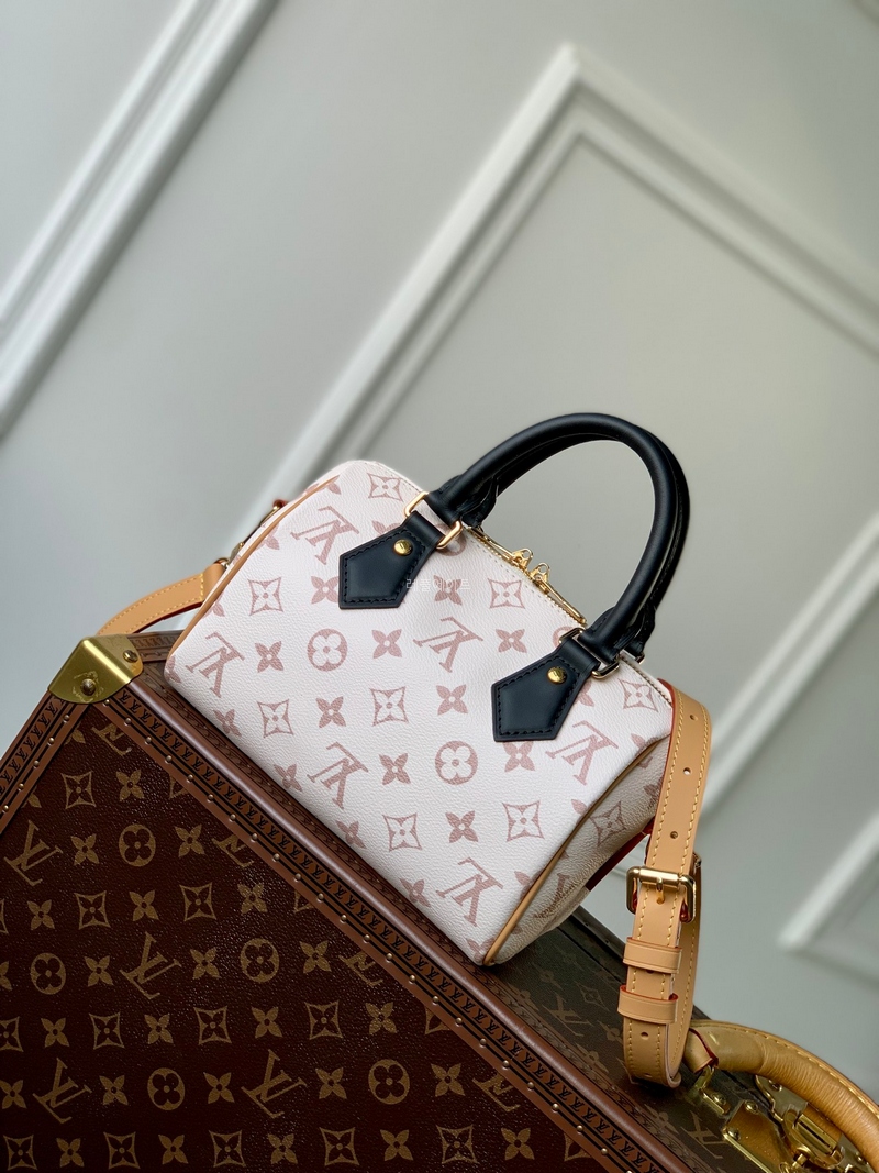 LOUIS VUITTON-M69029 루이비통 M46907 사이드 트렁크 MM