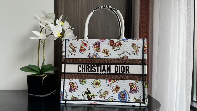 DIOR- 디올 M1296ZEID_M20E Dior Book Tote 미디엄 백