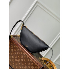 LOUIS VUITTON-루이비통 M11429 로우 키 범백